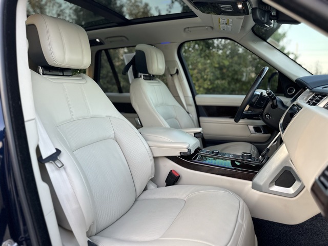 2021 Land Rover Range Rover P525 HSE HSE Westminster Edition photo 19