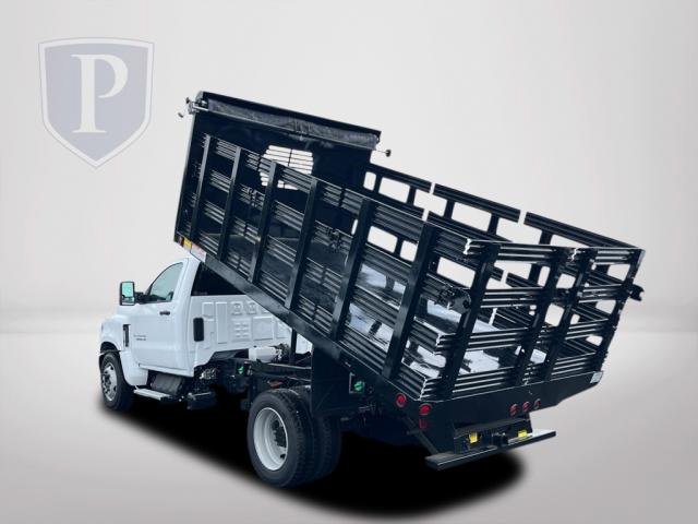 2024 Chevrolet Silverado 4500HD Work Truck photo 2
