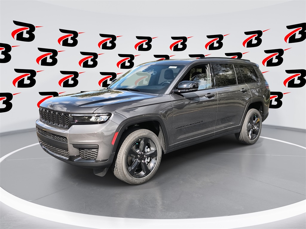 2025 Jeep Grand Cherokee L Altitude's photo
