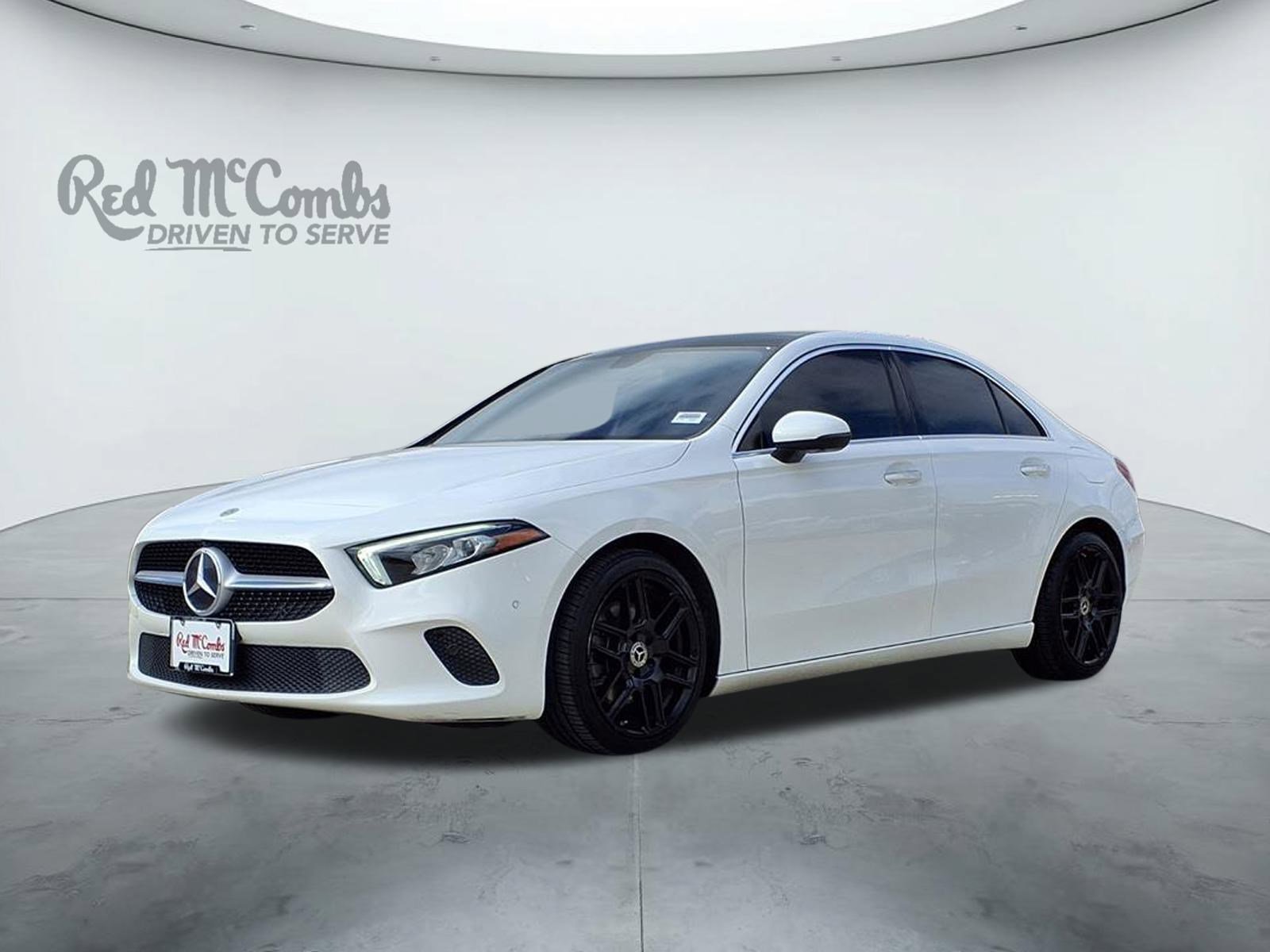 2021 Mercedes-Benz A-Class A220's photo