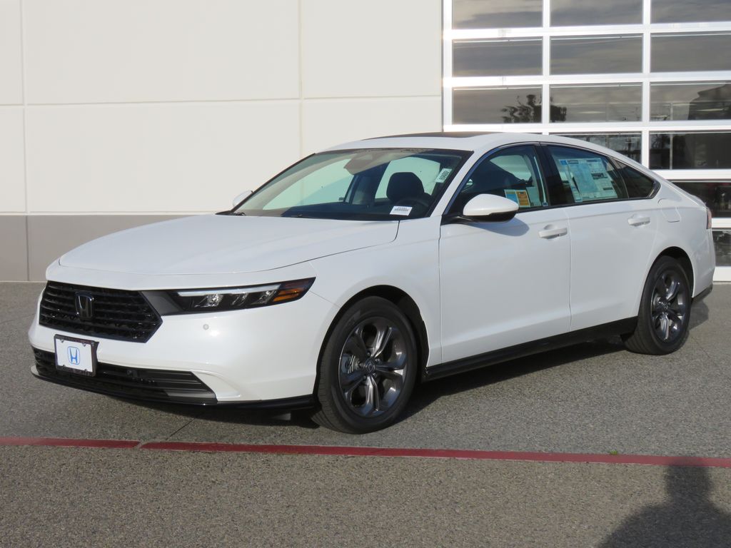 2025 Honda Accord Hybrid EX-L's photo