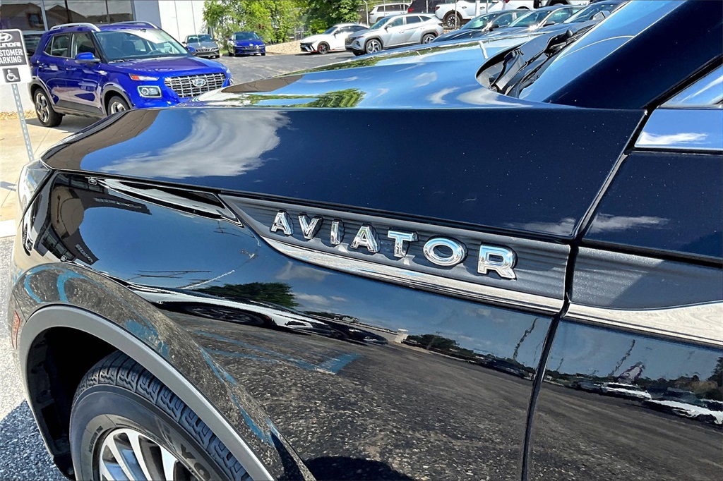 Image of Pre-Owned 2022 Lincoln Aviator Reserve AWD 4D Sport Utility