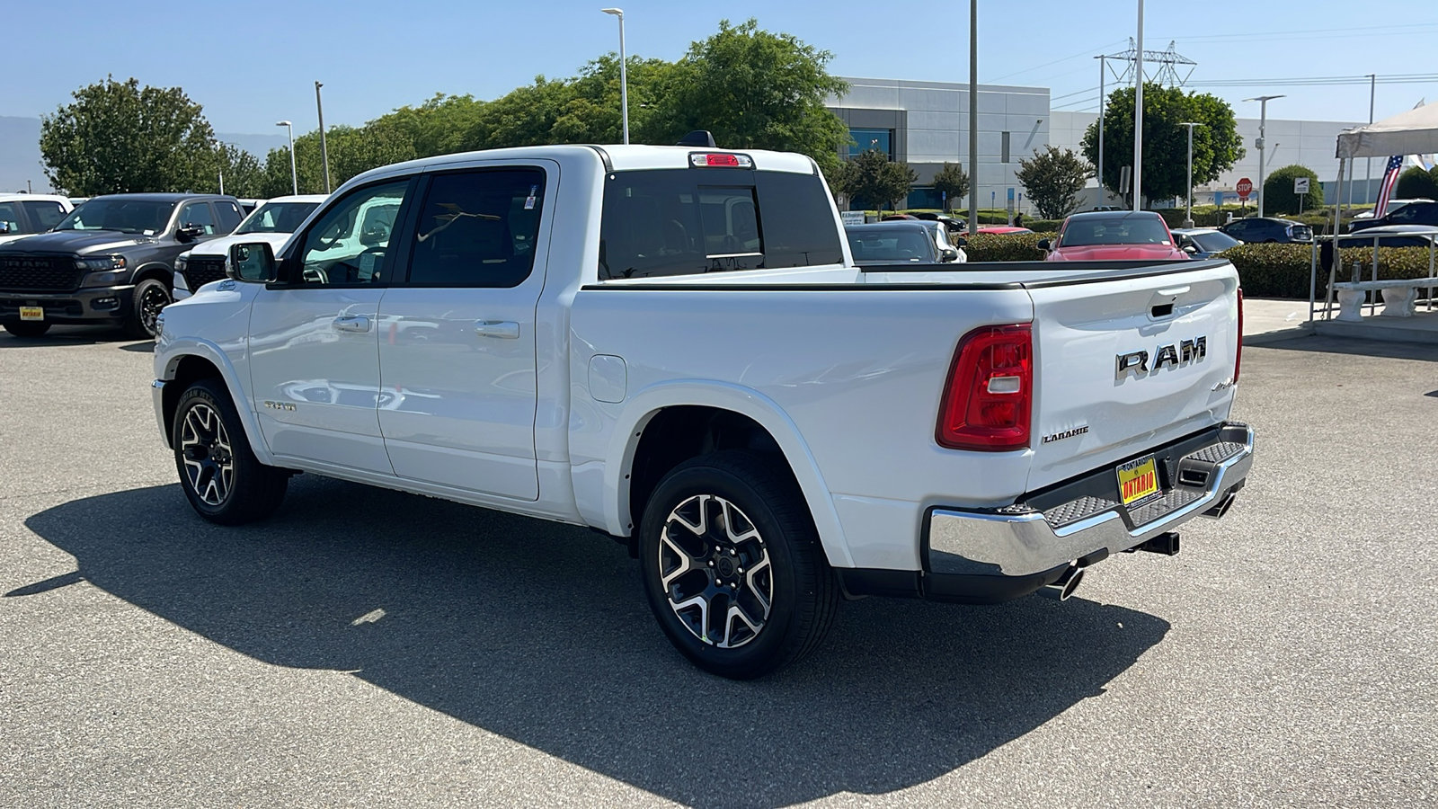 2025 Ram 1500 Laramie photo 7