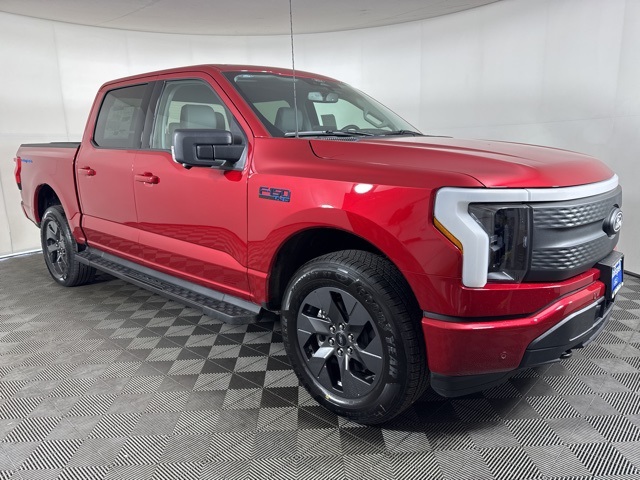 2025 Ford F-150 Lightning Flash's photo