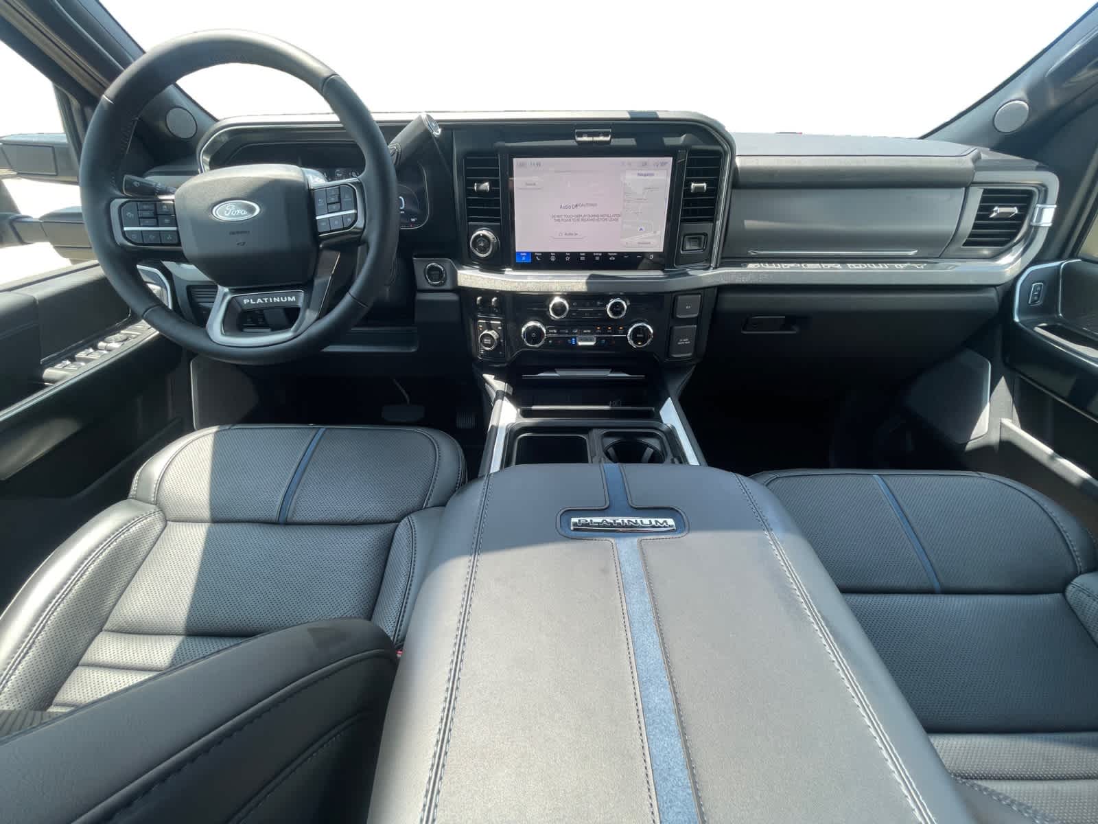 2025 Ford F-350 Platinum photo 11