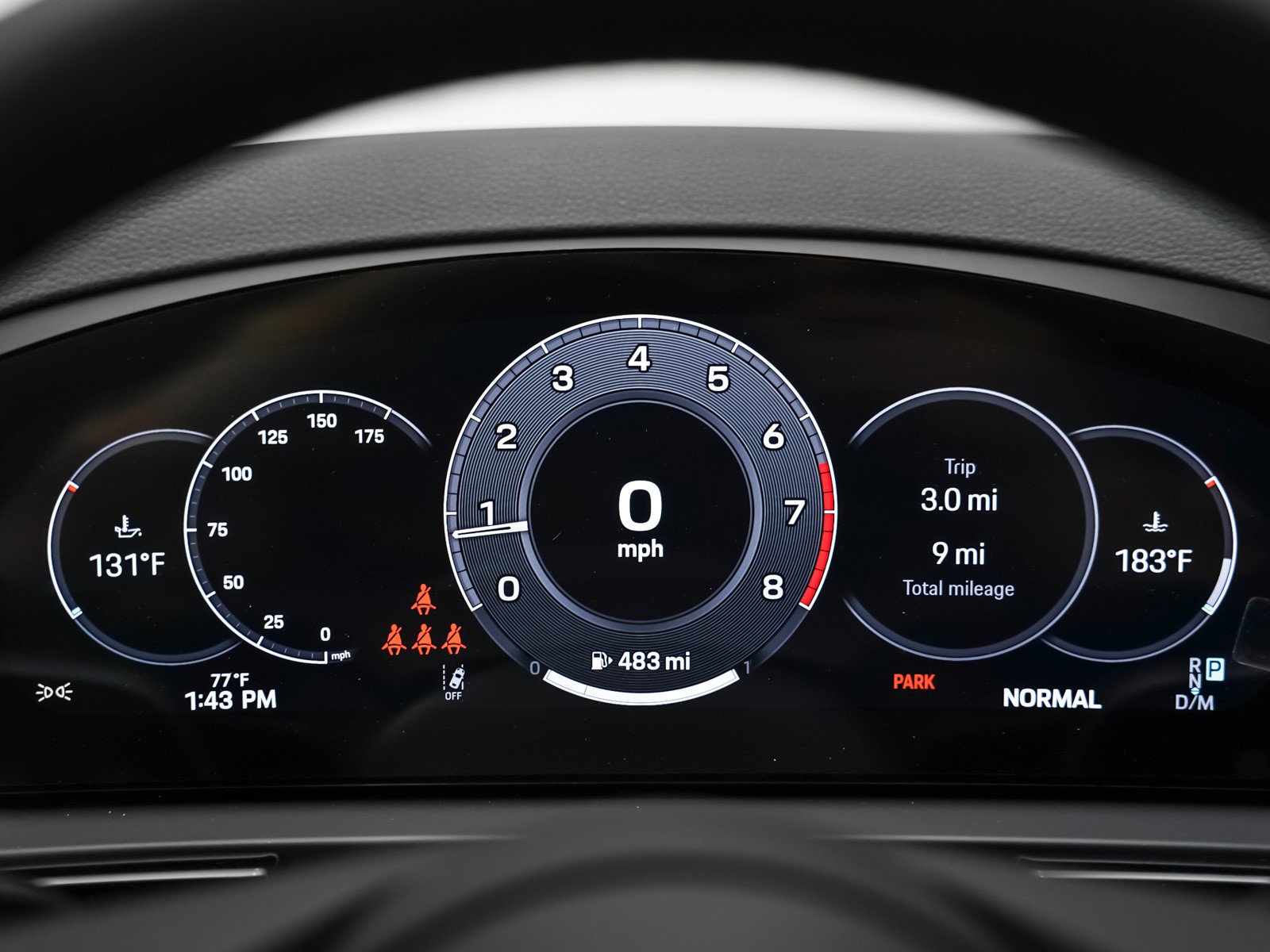 2025 Porsche Cayenne photo 17