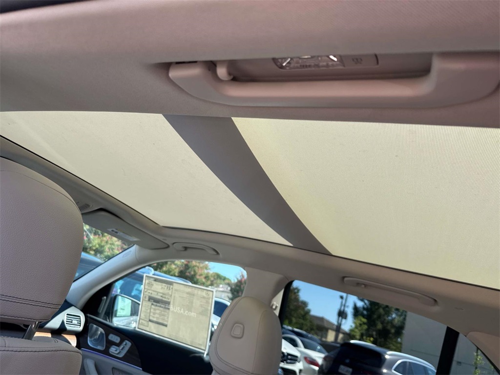 2026 Mercedes Benz GLE 450 4MATIC photo 6