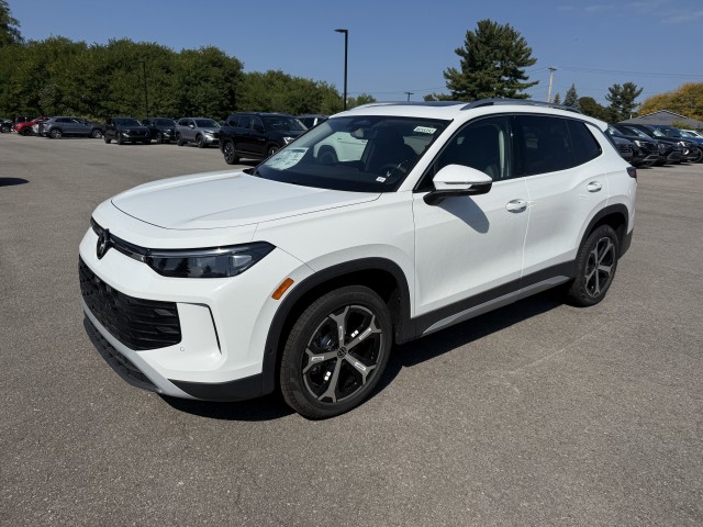 White Volkswagen Tiguan for Sale | Ide VW of East Rochester