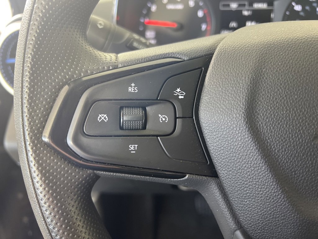2025 Chevrolet Trax LS photo 17