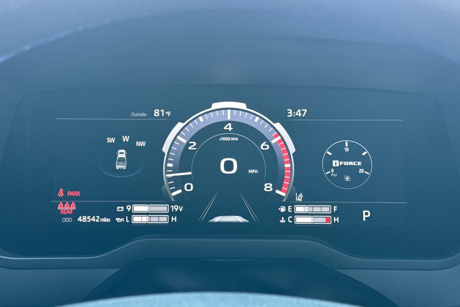 2023 Toyota Tundra Platinum photo 22