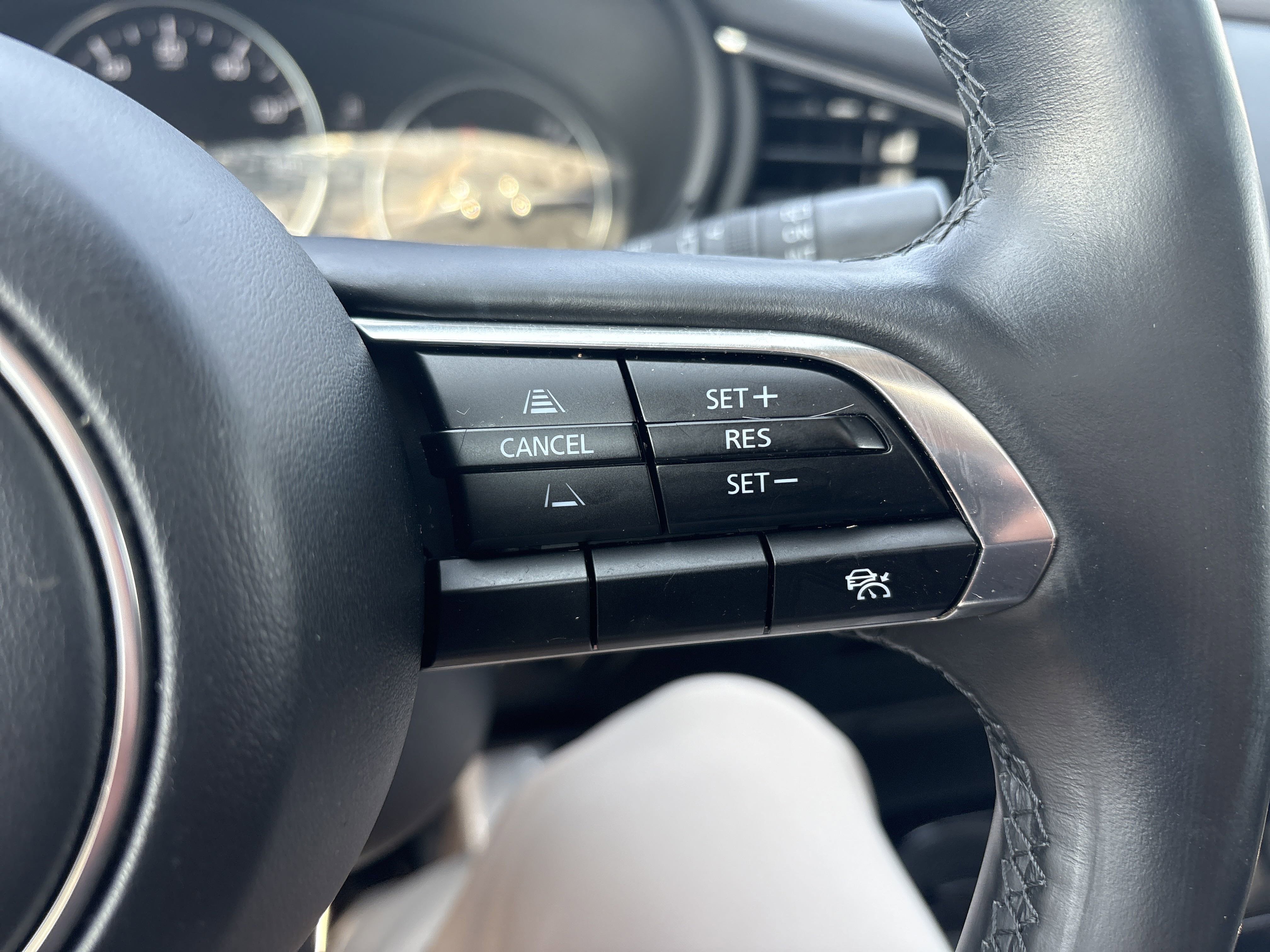 2024 Mazda CX-30 2.5 Turbo Premium photo 4