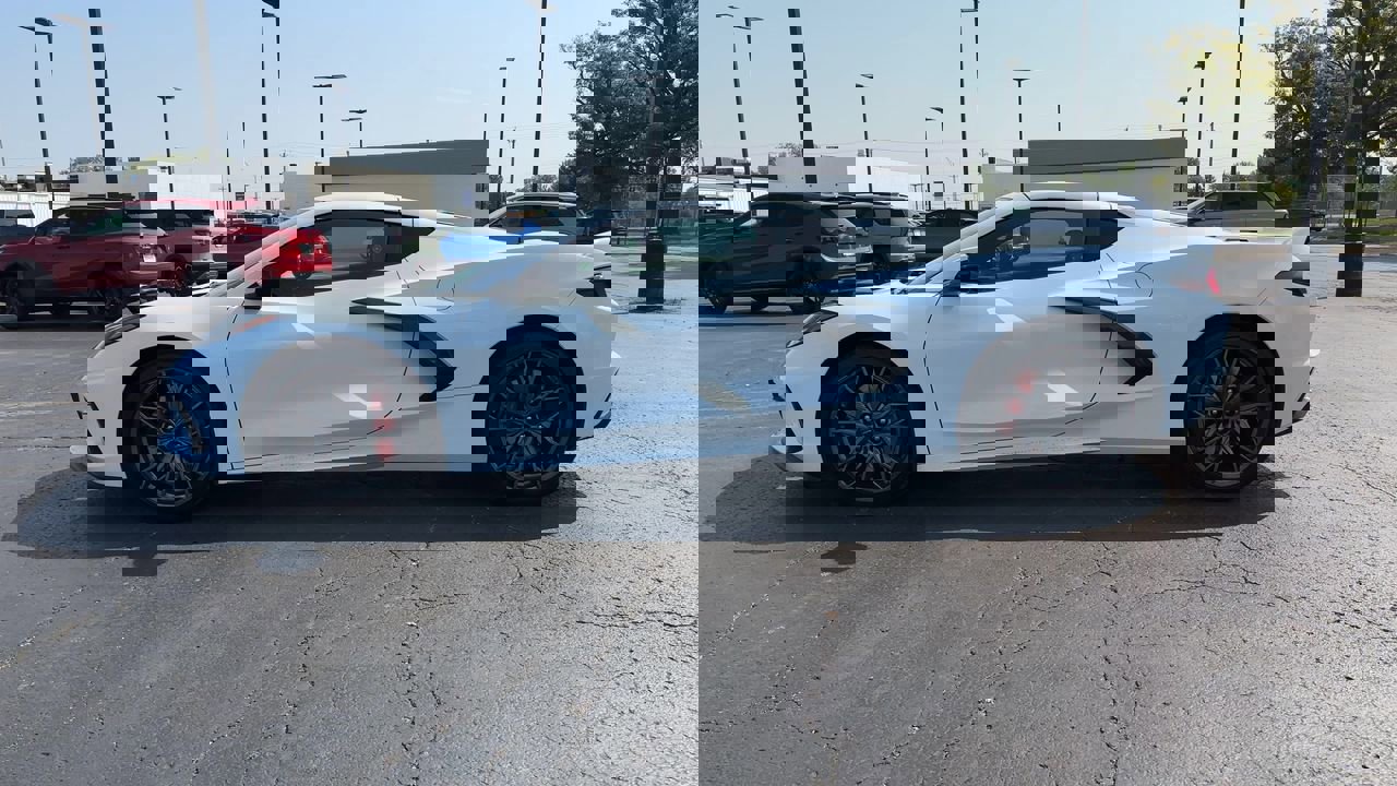 2024 Chevrolet Corvette Stingray 1LT photo 5