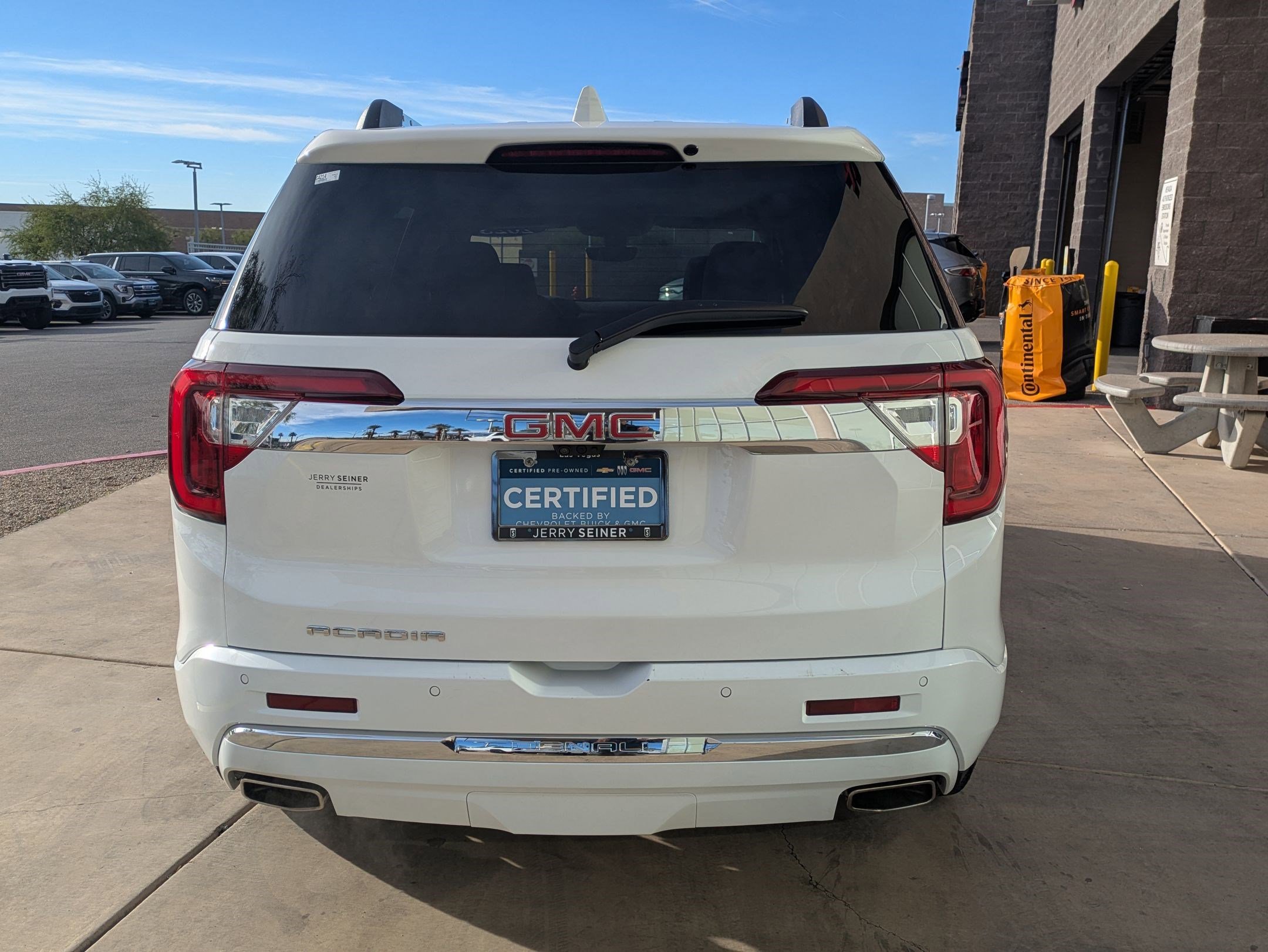 2023 Gmc Acadia Denali photo 4