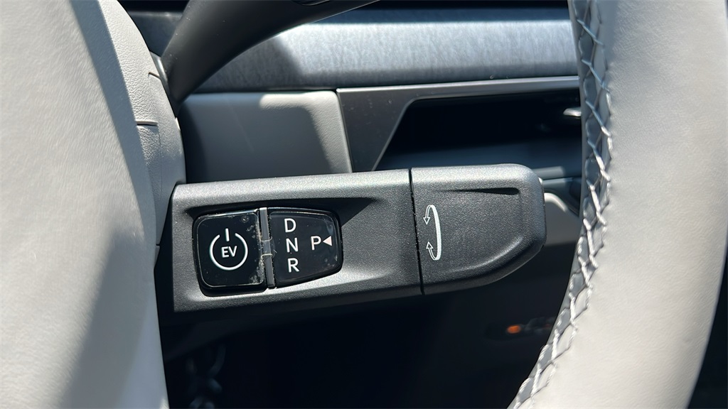 2026 Kia EV9 Wind photo 13