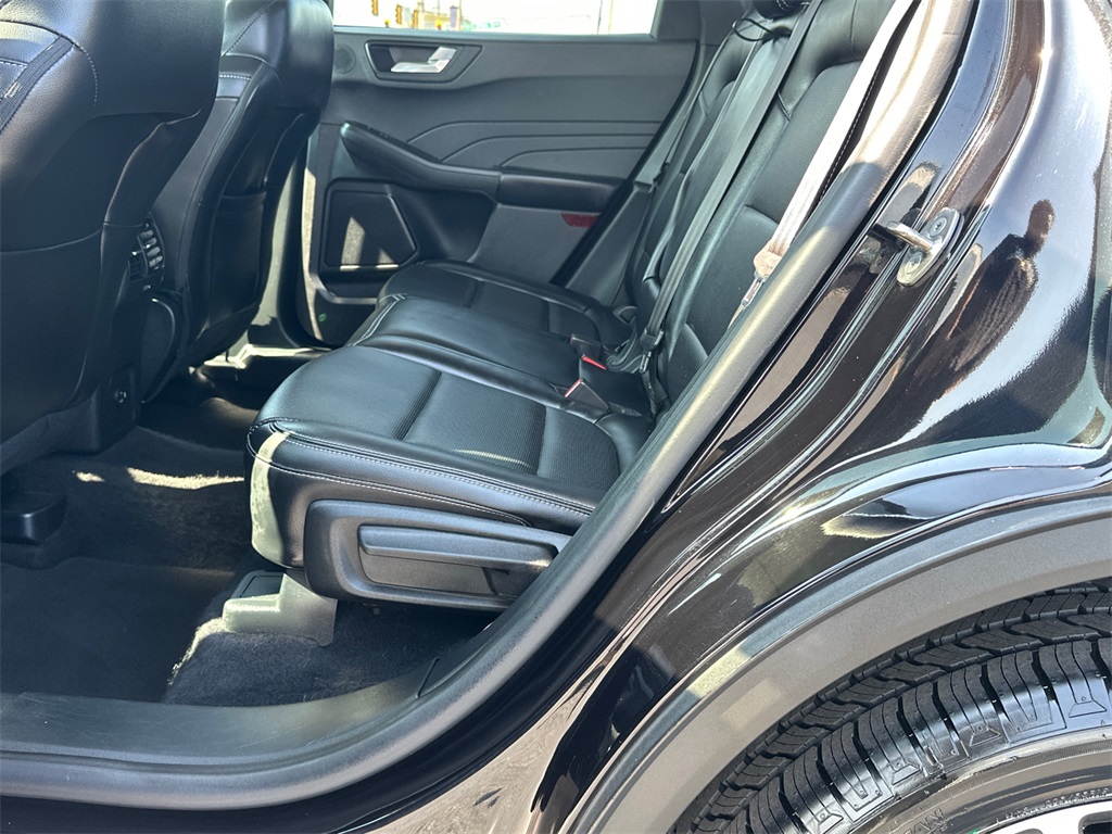 2021 Ford Escape Titanium photo 20