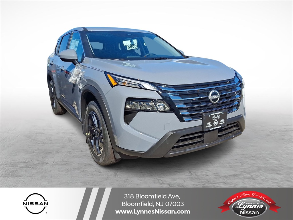 2026 Nissan Rogue SV's photo