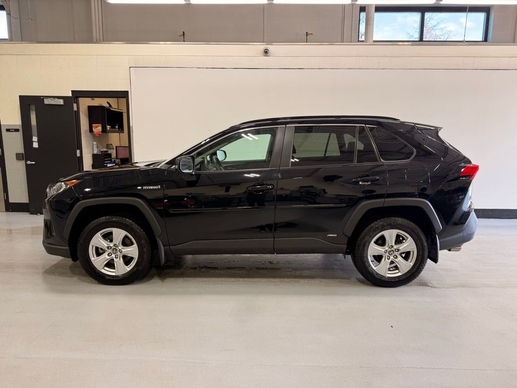 Used 2021 Toyota RAV4 XLE with VIN 4T3RWRFV7MU037643 for sale in Golden Valley, Minnesota