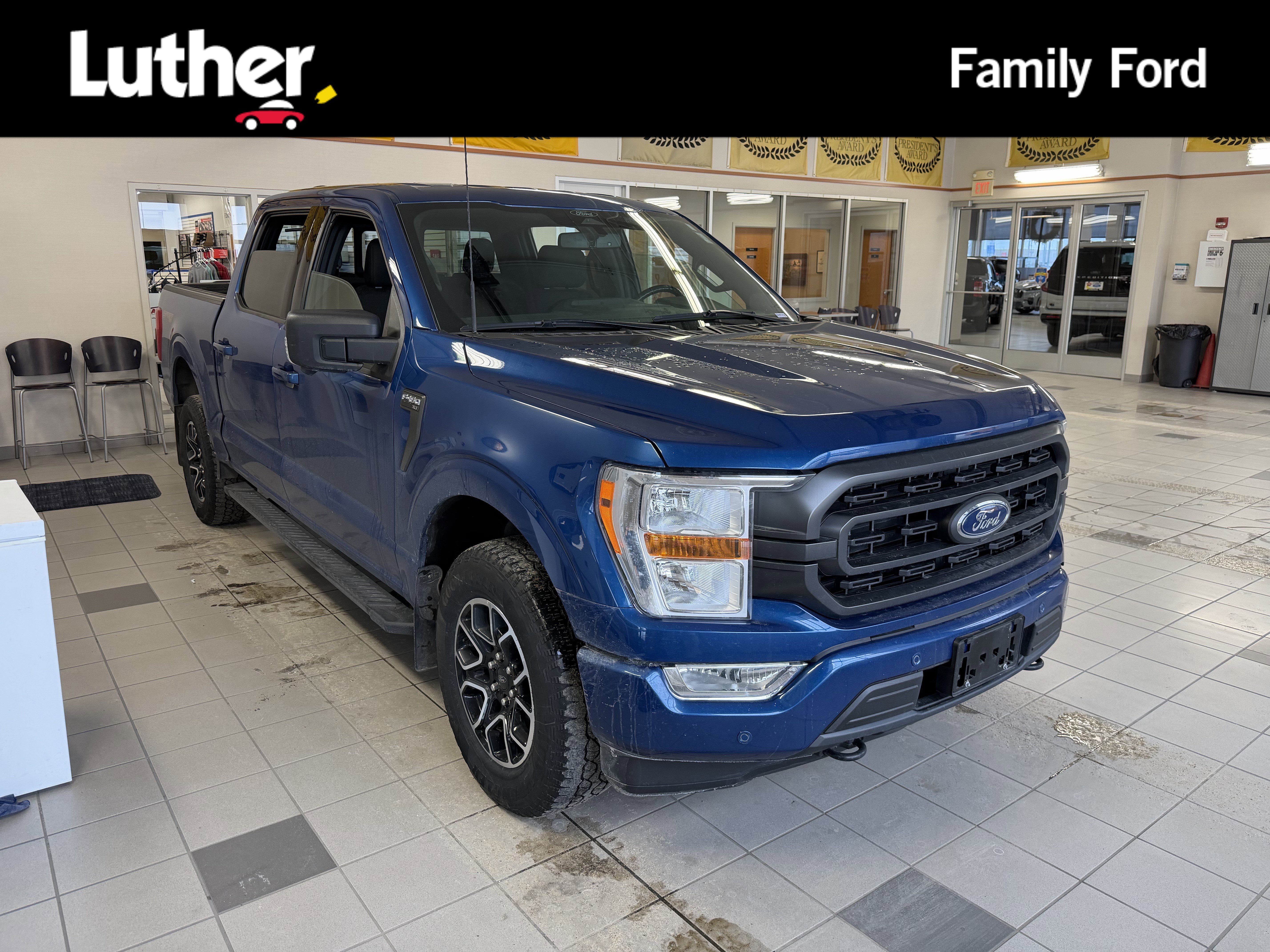 2022 Ford F-150 XLT's photo