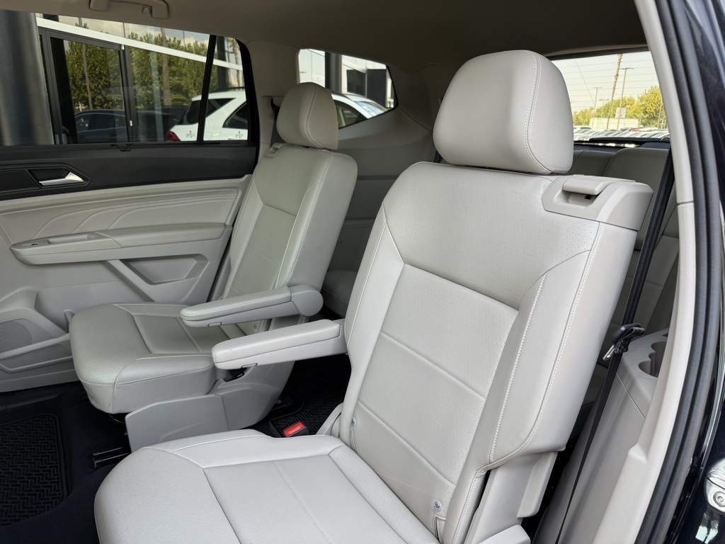 2022 Volkswagen Atlas V6 SE Technology photo 17