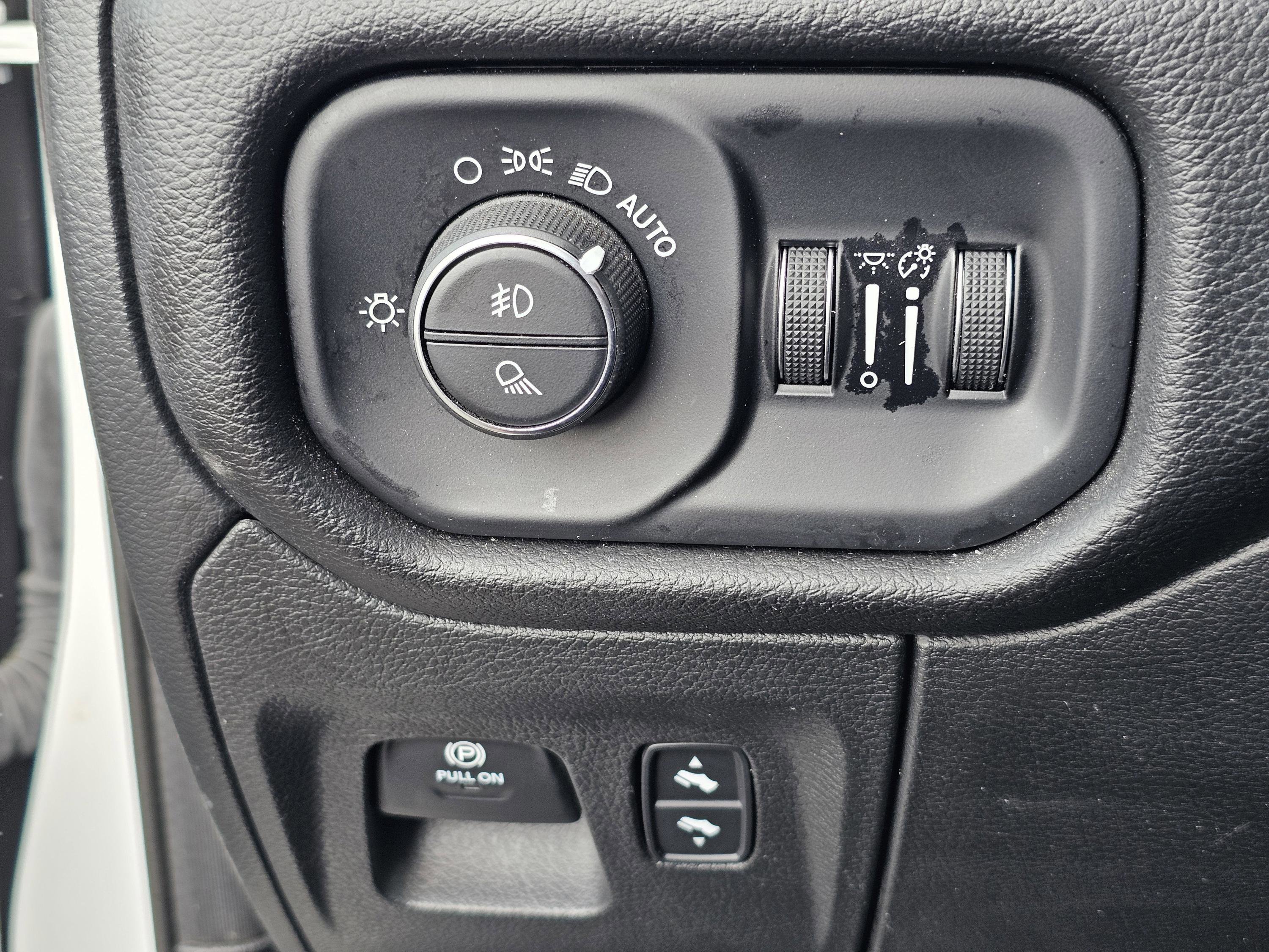 2023 Ram 1500 Laramie photo 16