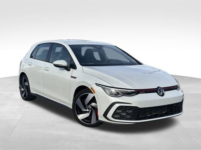 2022 Volkswagen Golf GTI S's photo