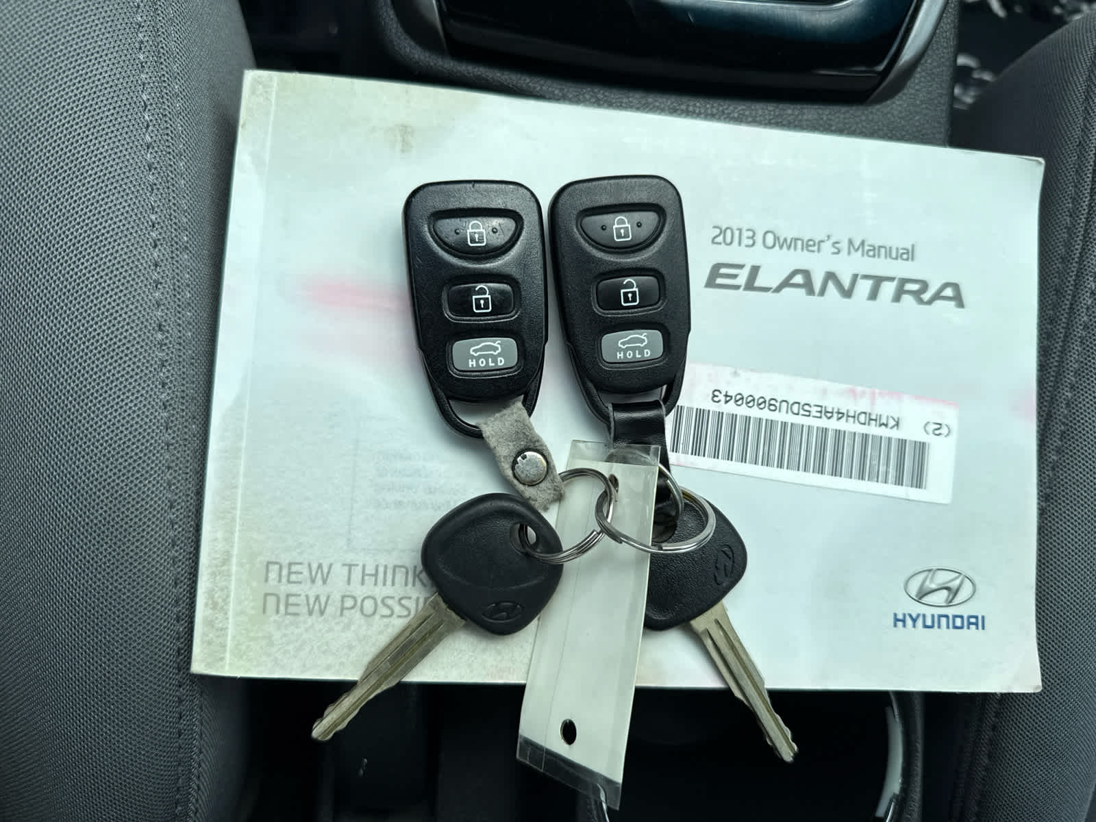 2013 Hyundai Elantra GLS photo 21