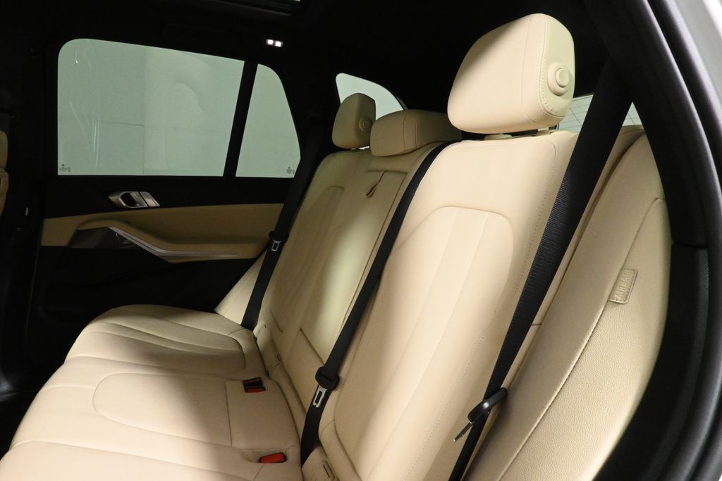 2022 Bmw X5 xDrive40i photo 3