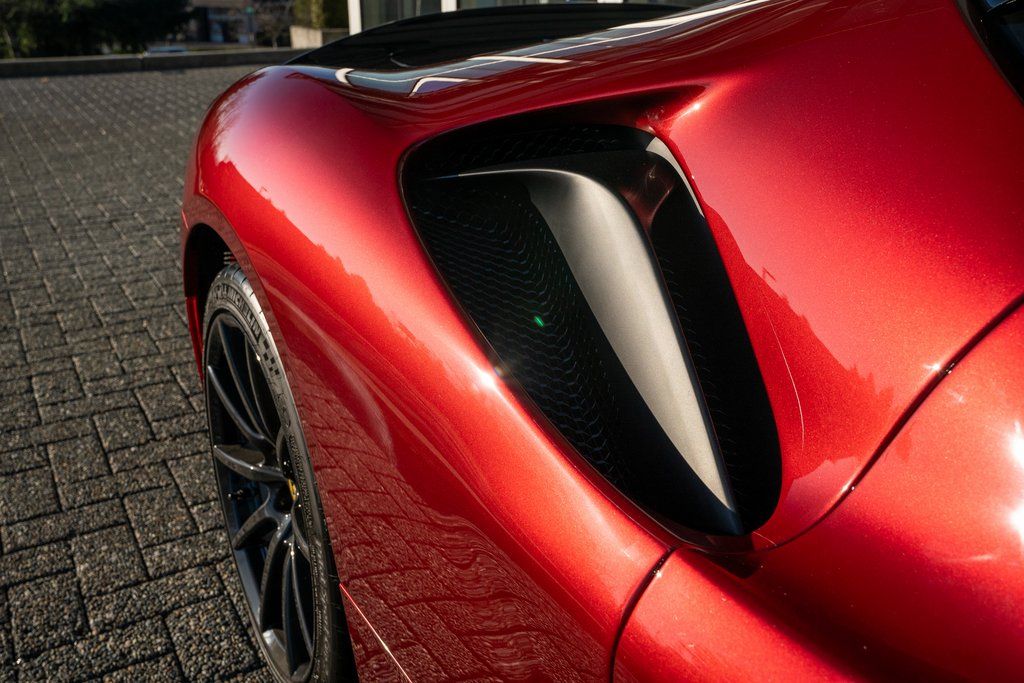 2021 Ferrari SF90 Stradale photo 19