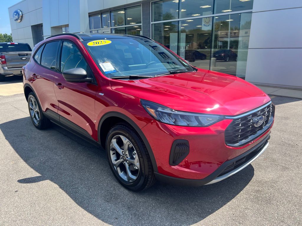 2025 Ford Escape ST-Line photo 40