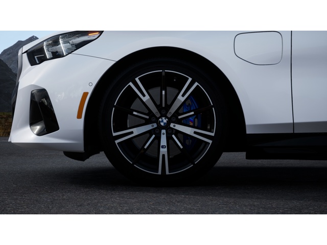 2026 Bmw 550e xDrive photo 6