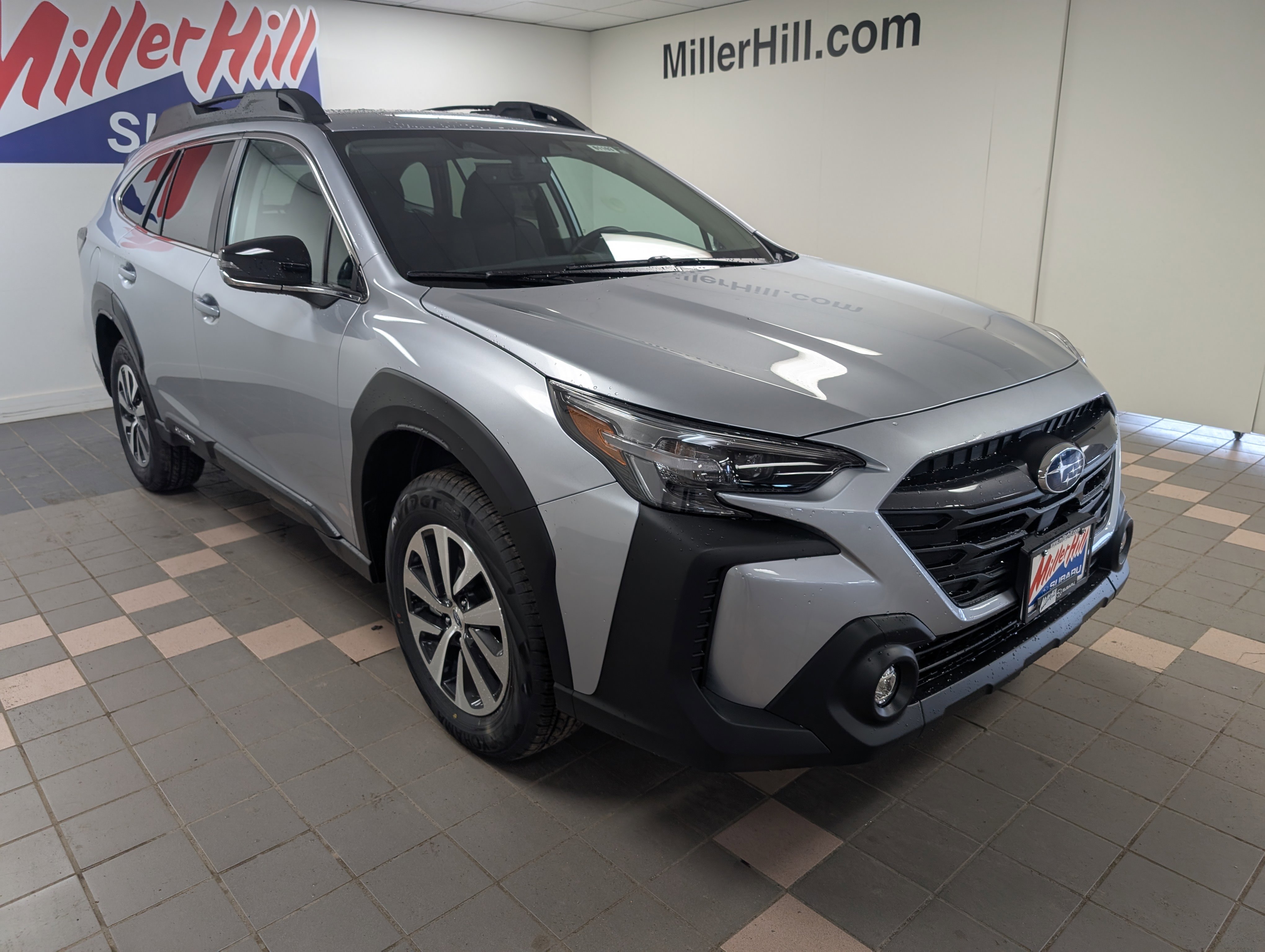 2025 Subaru Outback Premium photo 4