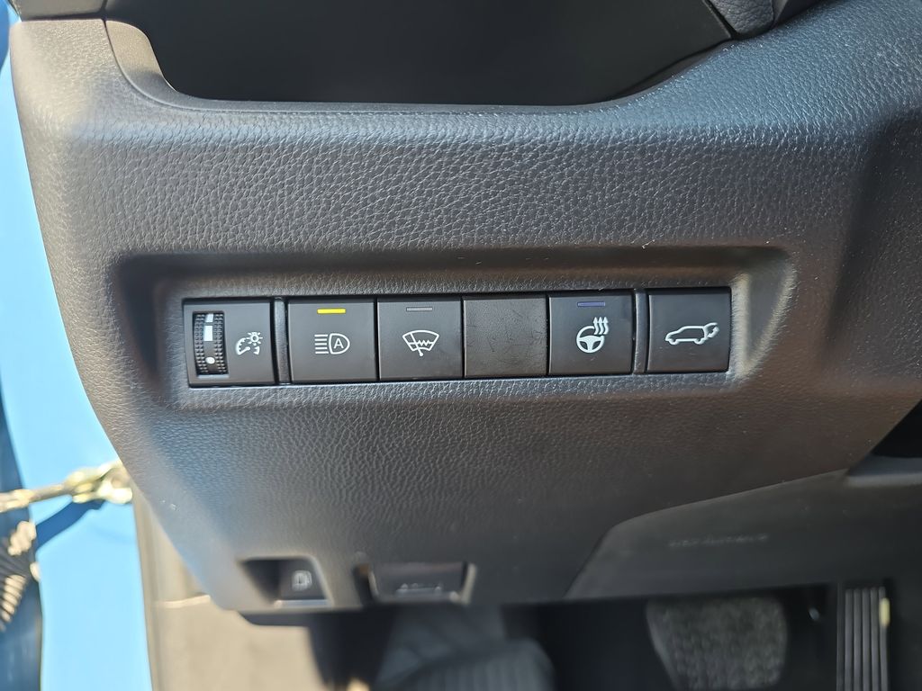 2022 Toyota RAV4 Hybrid SE photo 25