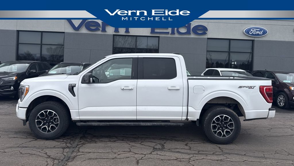 2023 Ford F-150 XLT's photo