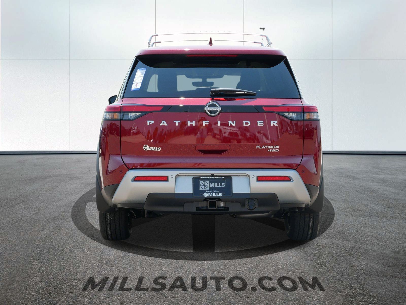 2025 Nissan Pathfinder Platinum photo 4