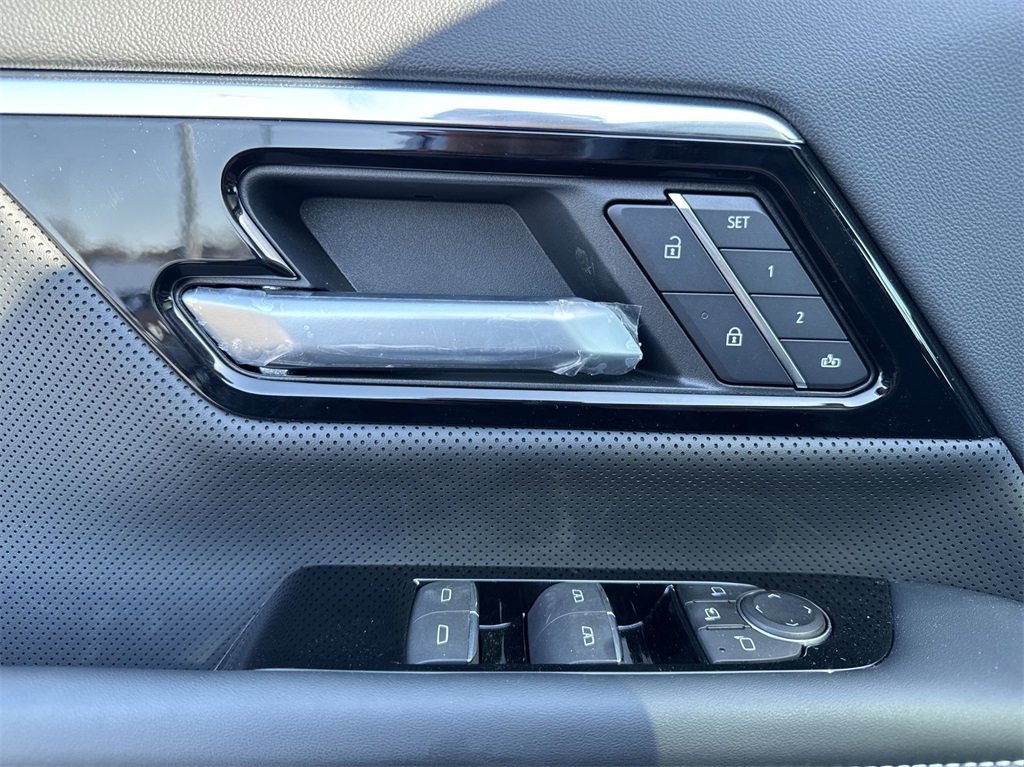 2025 Gmc Sierra EV Denali photo 19