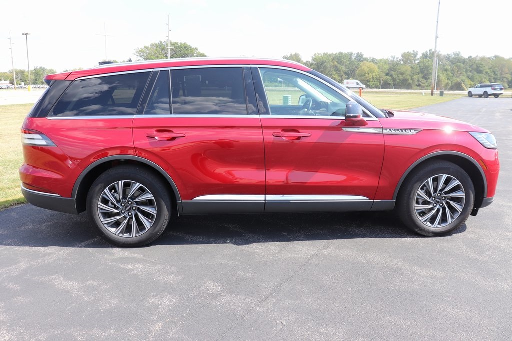 2025 Lincoln Aviator Premiere photo 11