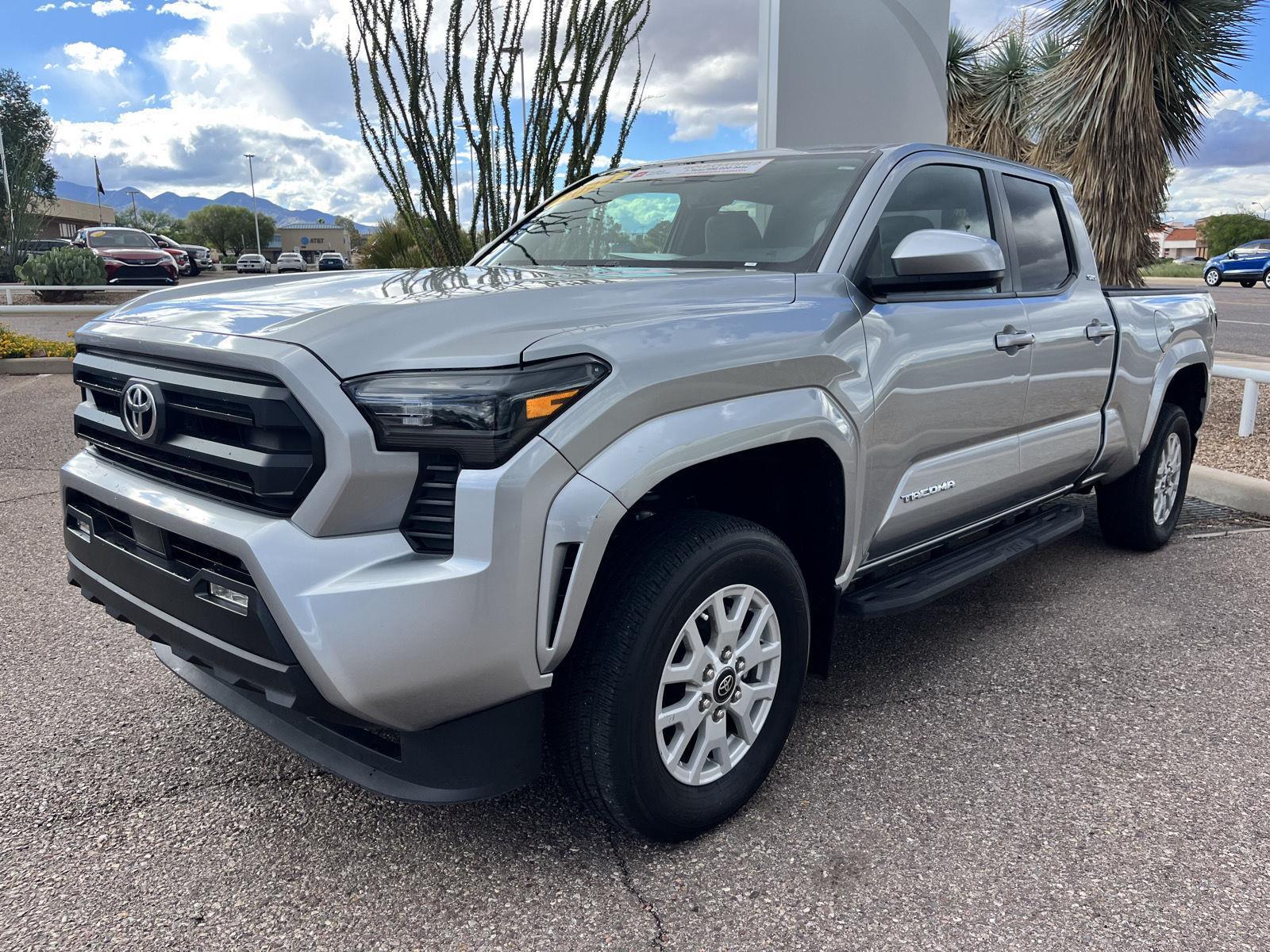 2024 Toyota Tacoma SR5's photo