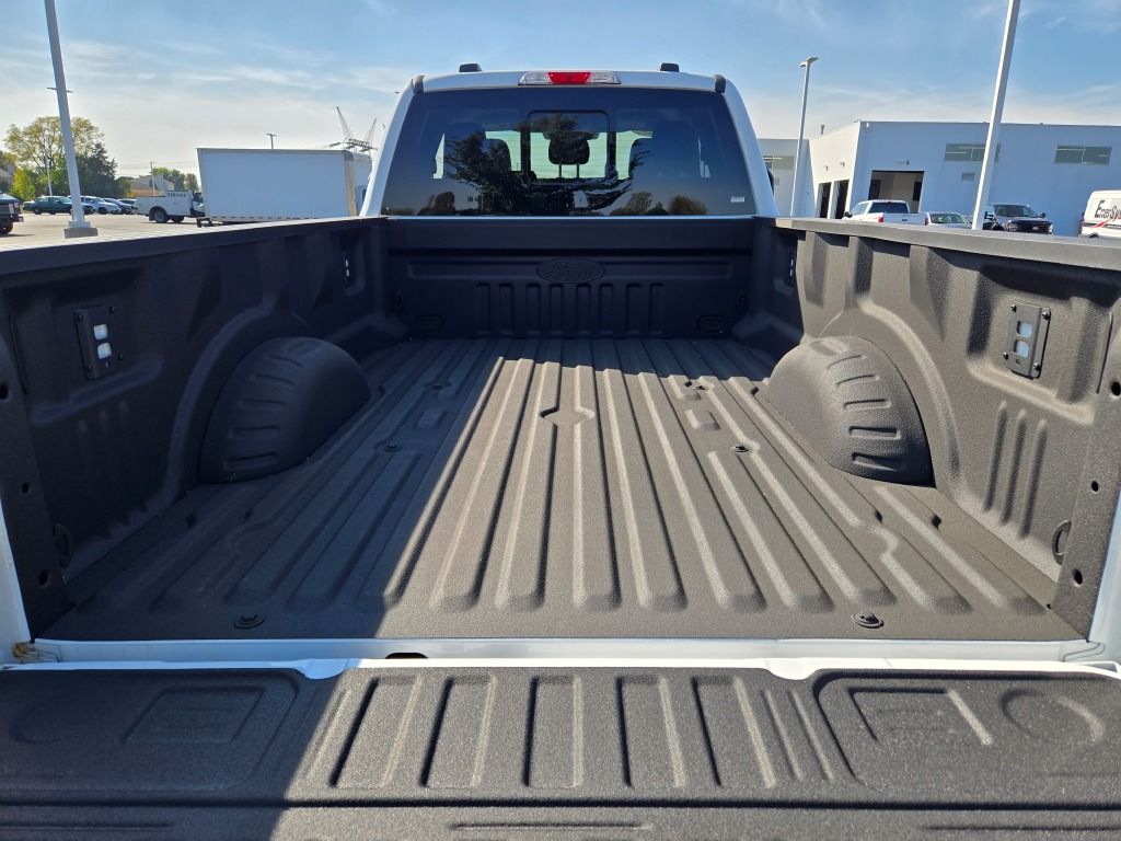 2025 Ford F-250 XL photo 12