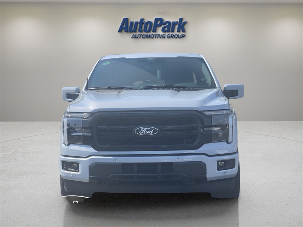 2025 Ford F-150 Lariat photo 4