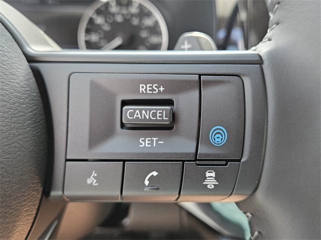 2025 Nissan Pathfinder SV photo 23