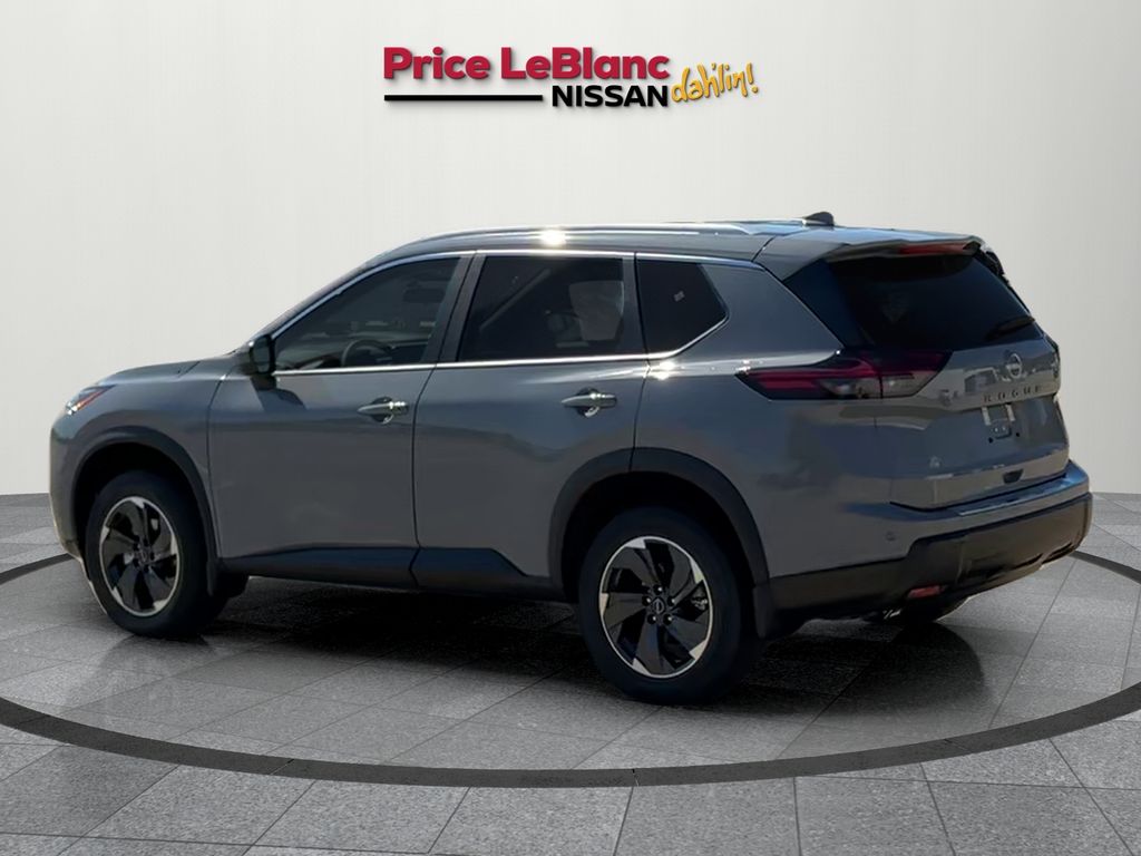 2026 Nissan Rogue SV photo 4