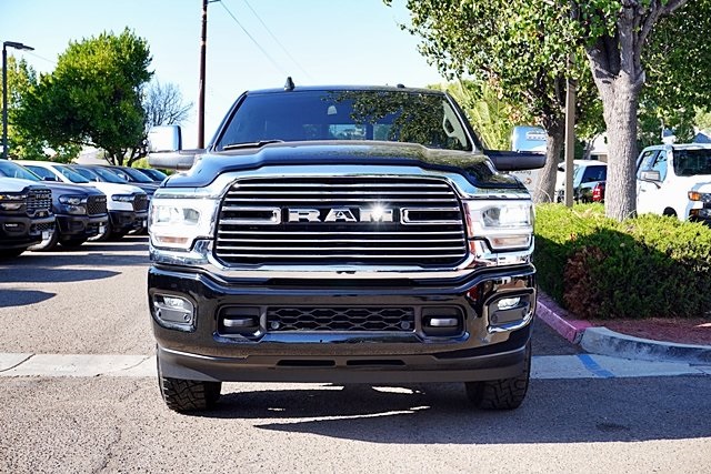 2024 Ram 3500 Laramie photo 4