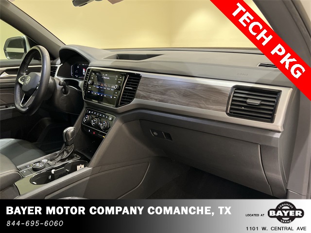 2022 Volkswagen Atlas Cross Sport V6 SE Technology photo 22