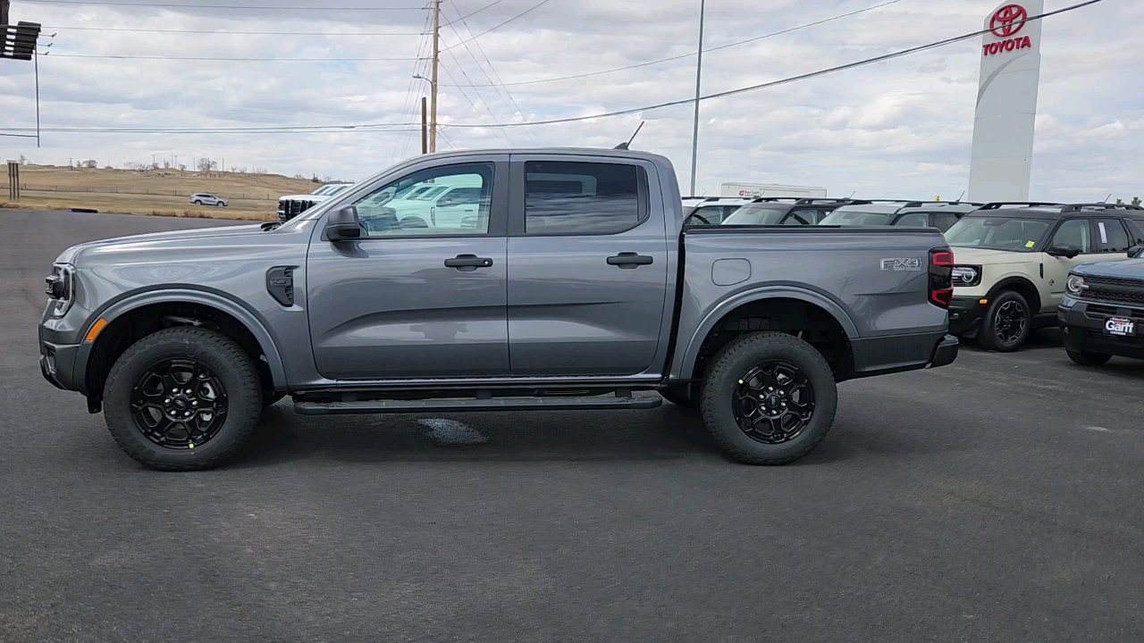 2025 Ford Ranger XLT photo 2