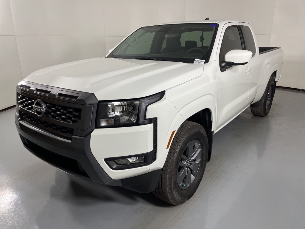 2025 Nissan Frontier King Cab SV photo 3