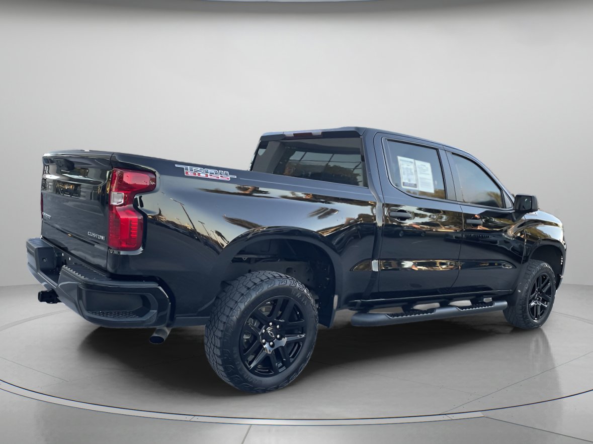 2024 Chevrolet Silverado 1500 Custom Trail Boss photo 2