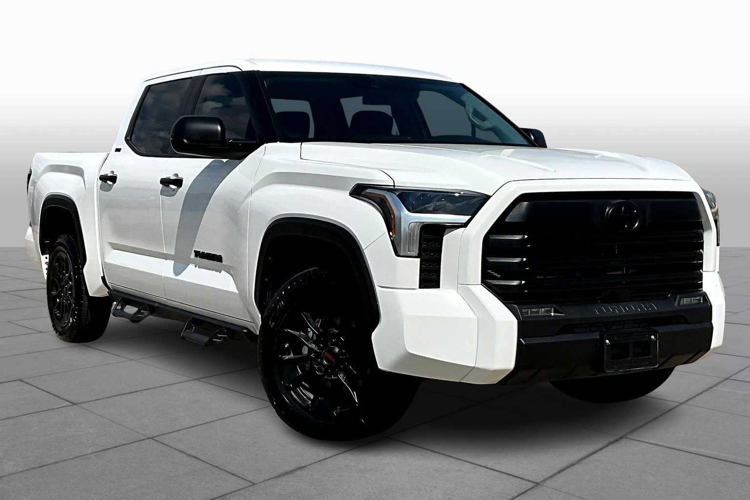 2024 Toyota Tundra SR5 photo 2