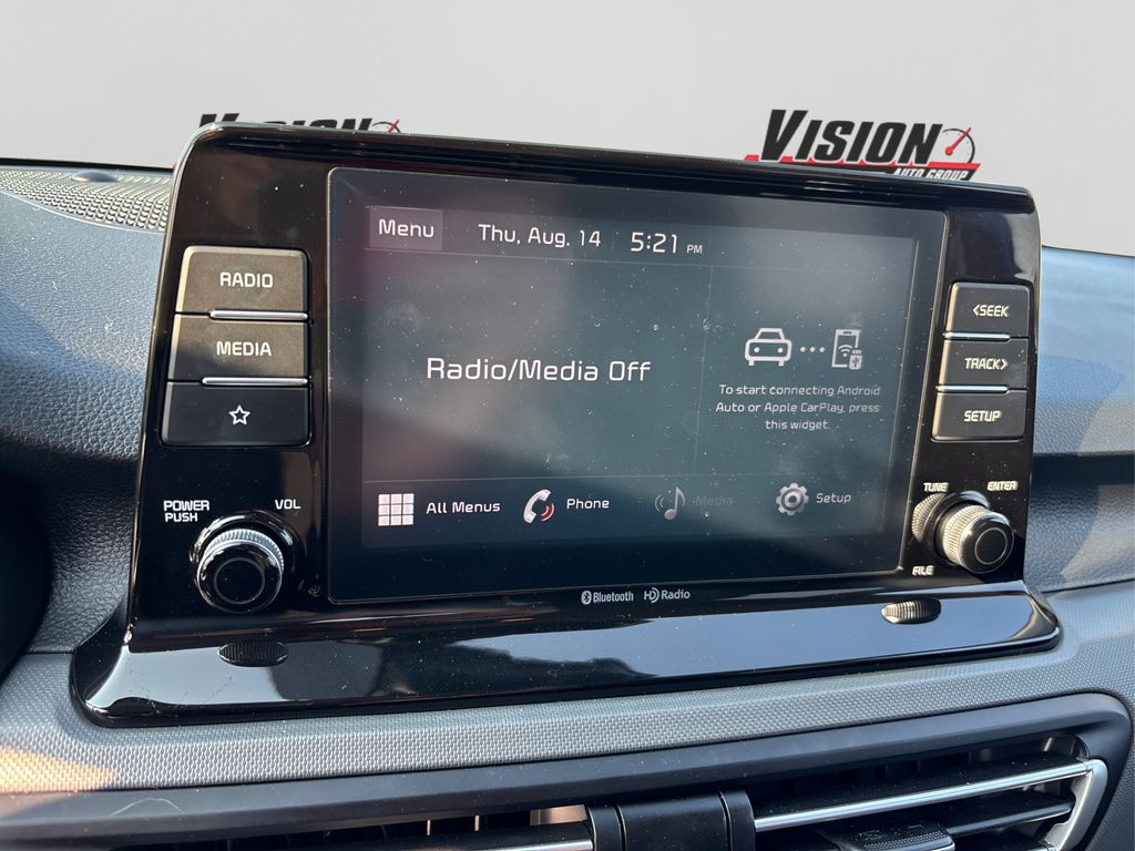 2022 Kia Seltos LX photo 17