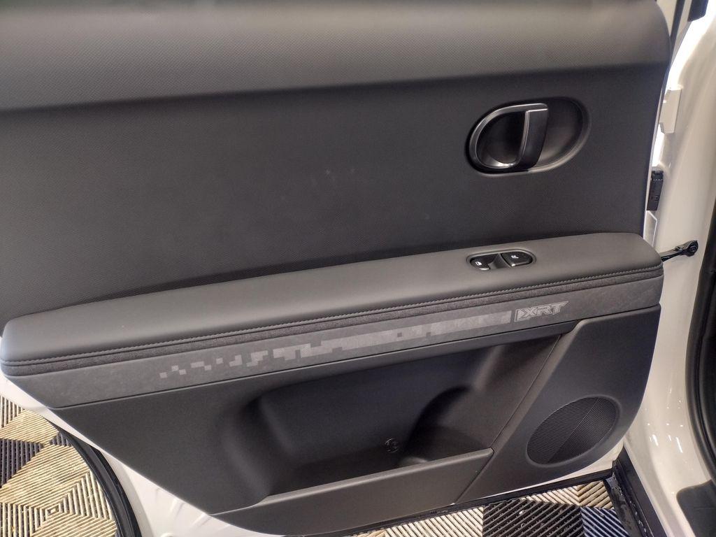 2025 Hyundai Ioniq 5 photo 19