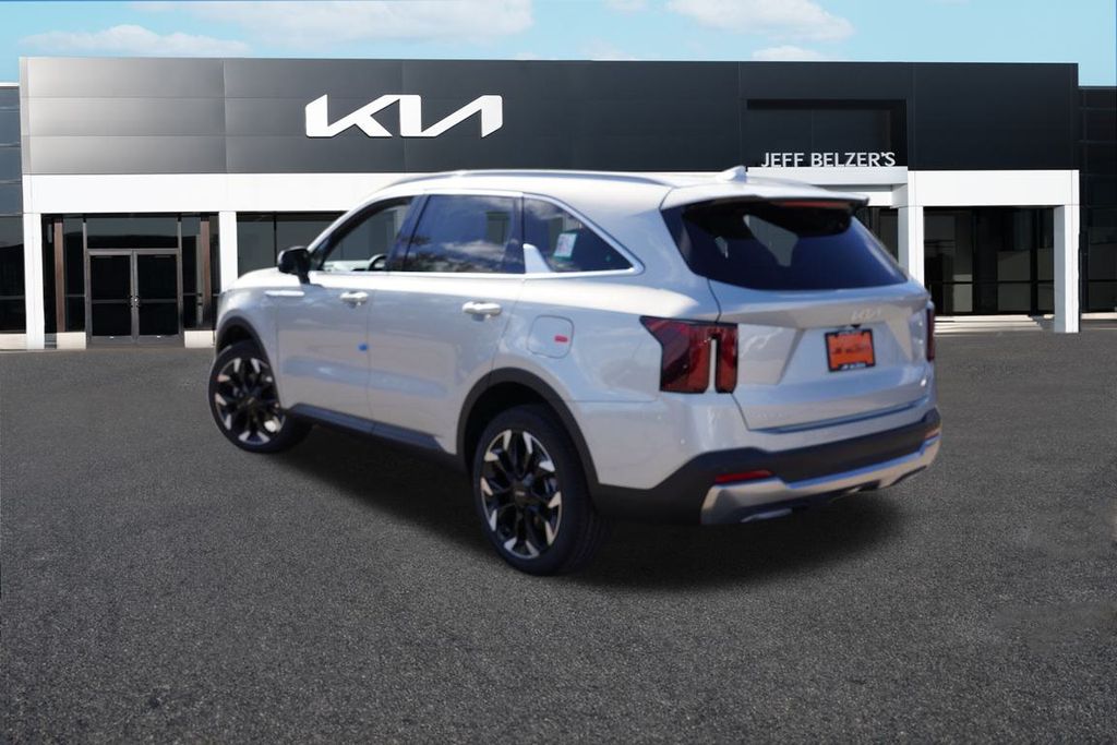 2026 Kia Sorento EX photo 4